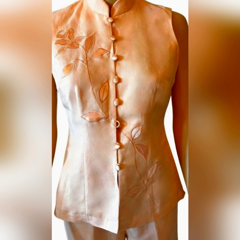 Donna Morgan Apricot Embroidered Blouse